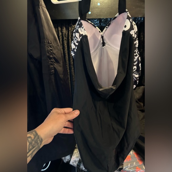 Hot topic xxl skull bathing suit swimwear goth punk one piece - Picture 5 of 8